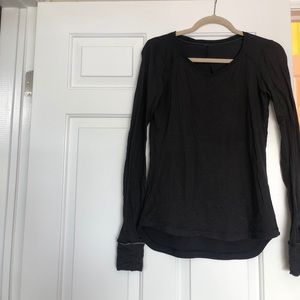 Lululemon black long sleeve